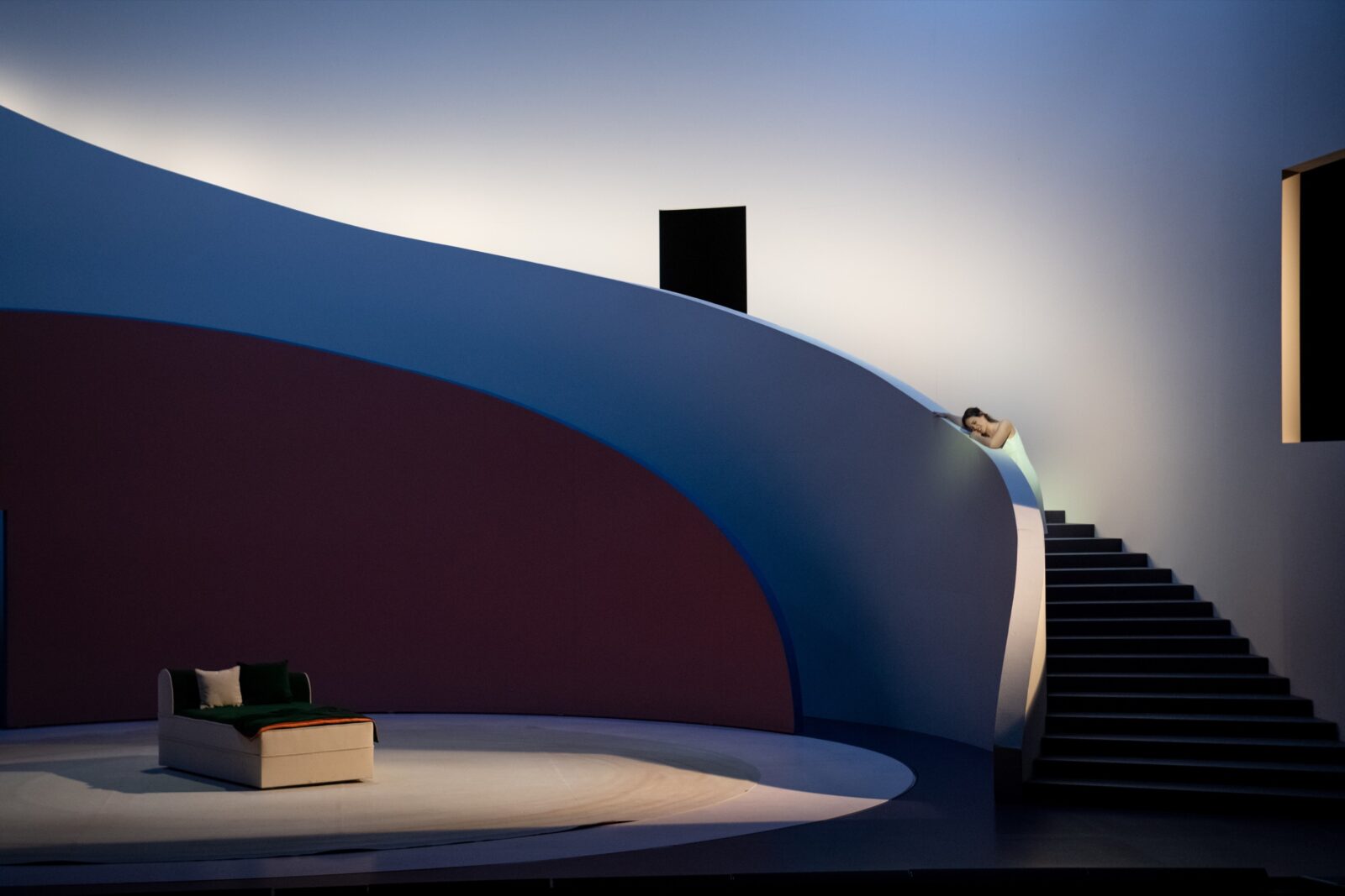 Scénographie de l’Opéra Rigoletto au Theater Basel